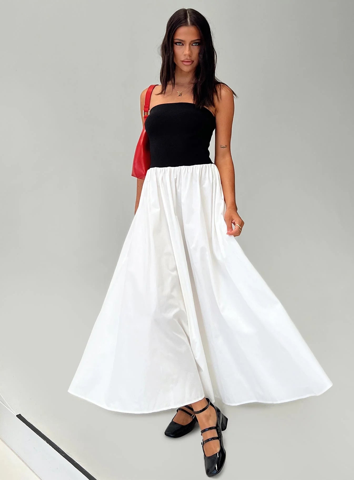 Rhett Maxi Dress Black / White