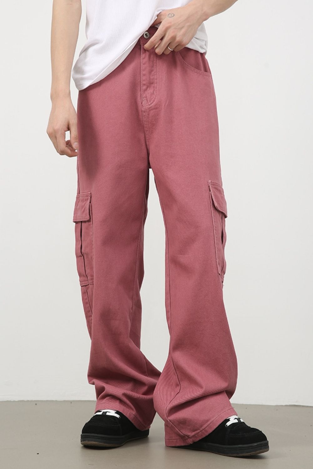 Men's Mid Rise Jeans with Cargo Pockets