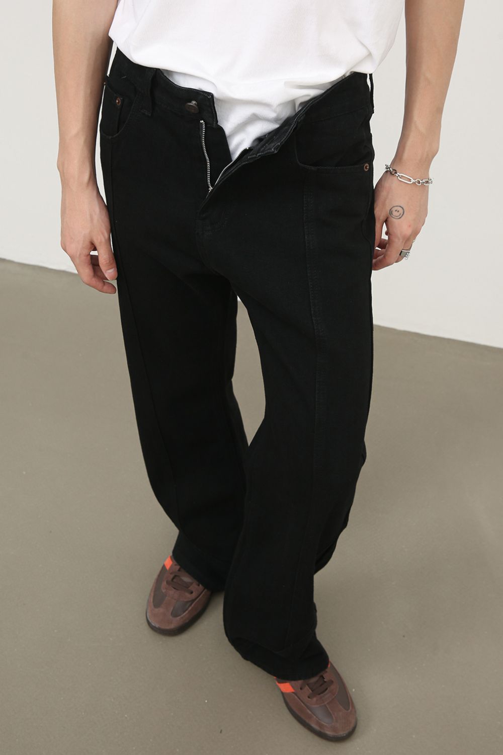 Men's Slim Fit Jeans with Pockets