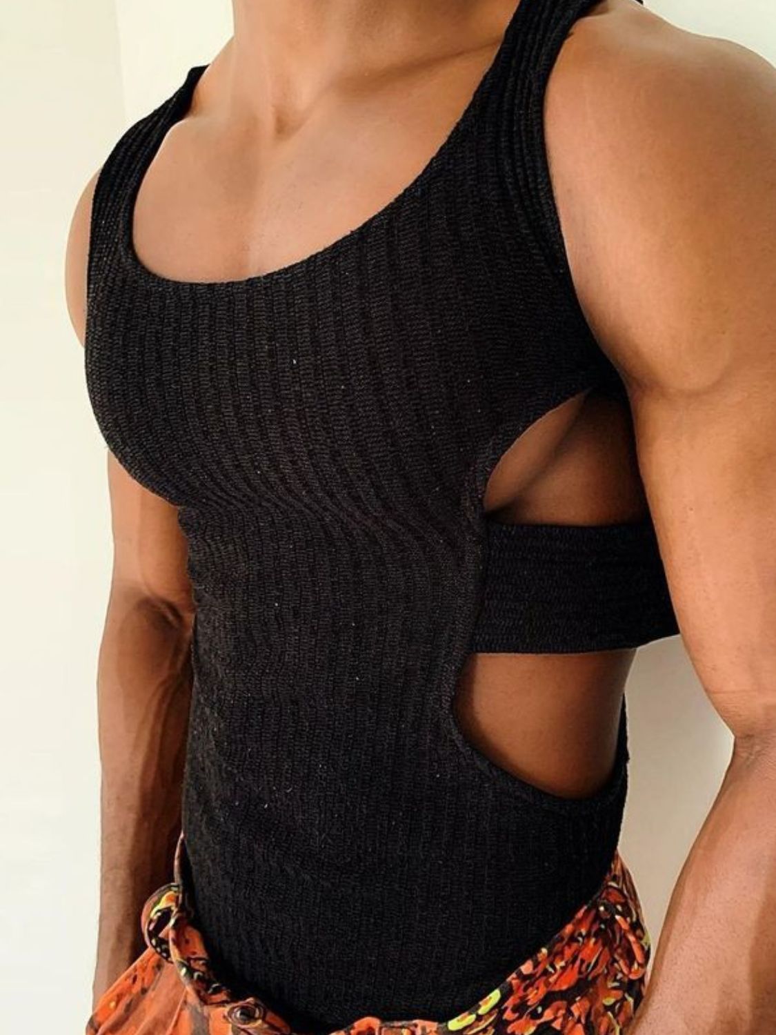 Men's Side Cutout Round Neck Tank