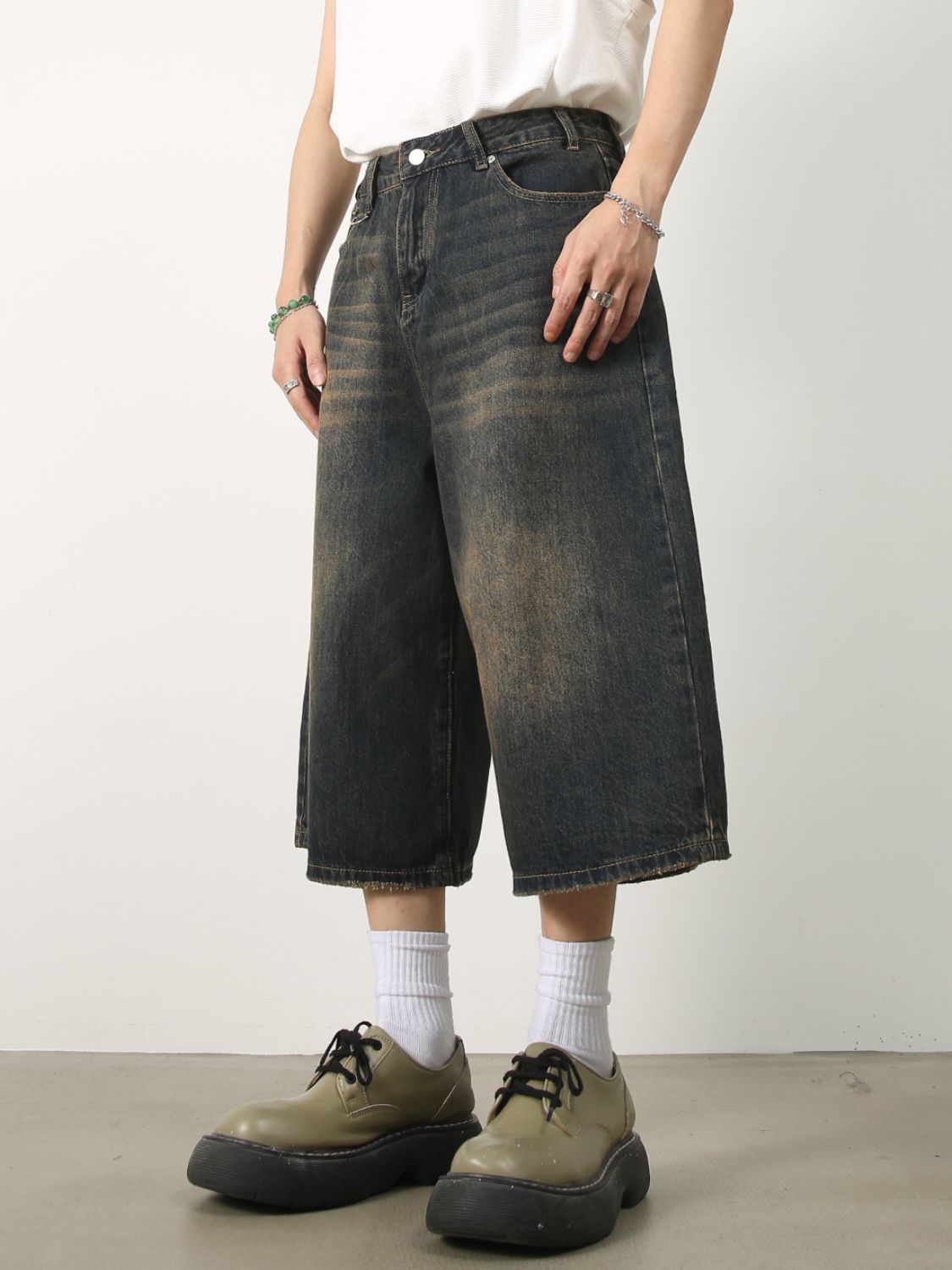 Men's Wide Leg Denim Shorts