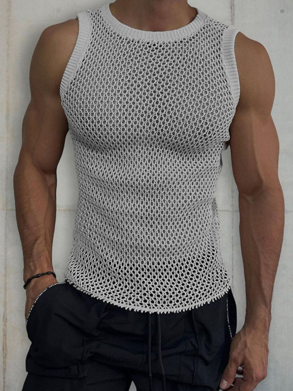 Men's Round Neck Hollow Out Sleeveless Knit Top