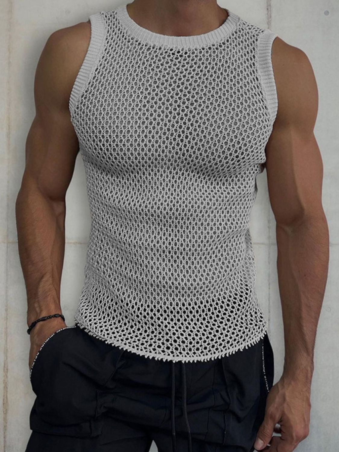 Men's Round Neck Hollow Out Sleeveless Knit Top