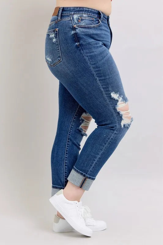 Judy Blue Full Size Mid Rise Boyfriend destroy Jeans with Yoke Pockets and Faux Selvedge Cuff Plus Size