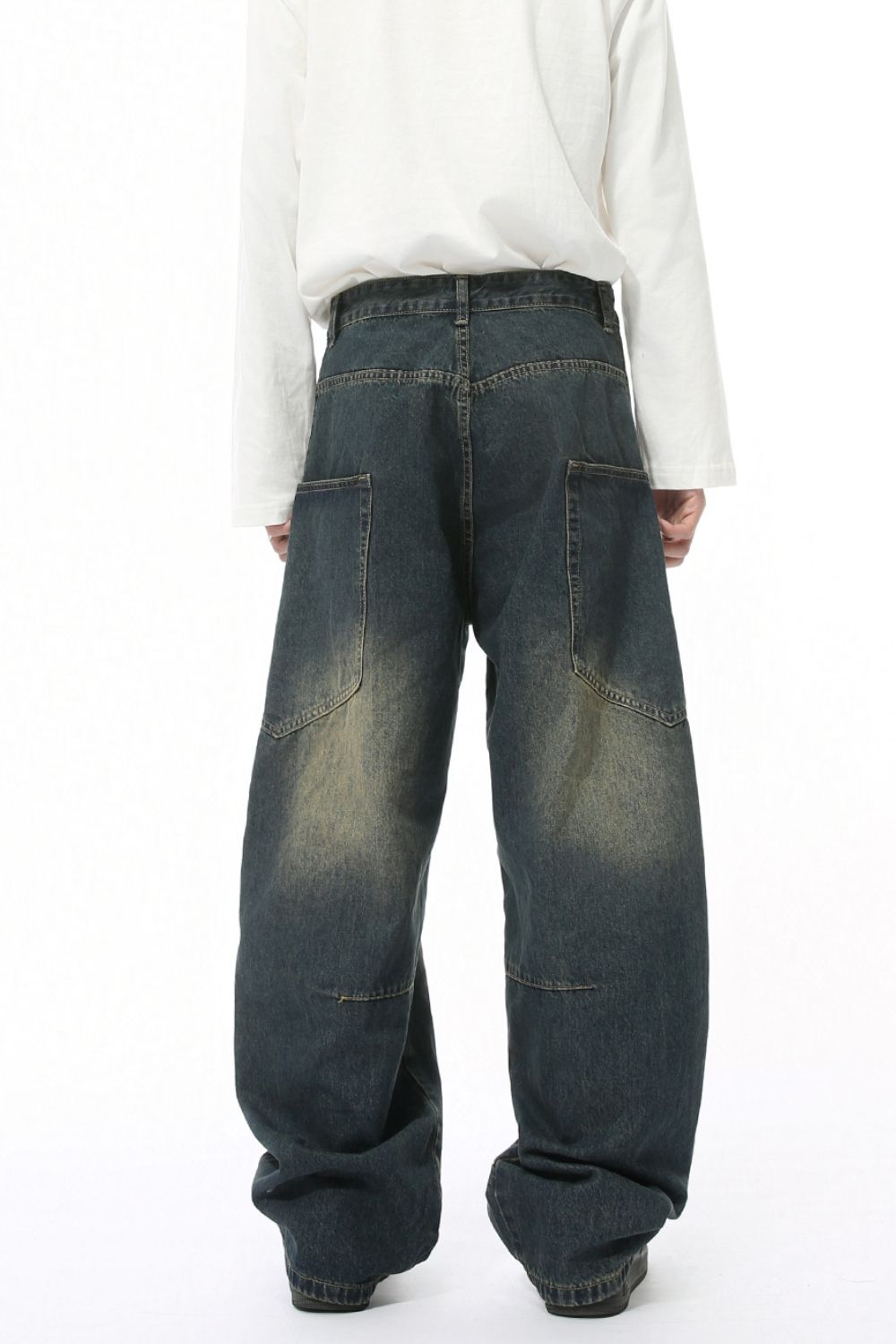 Mid Rise Waist Jeans with Pockets