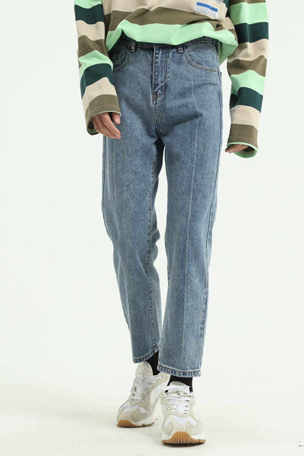Straight Leg Jeans with Pockets