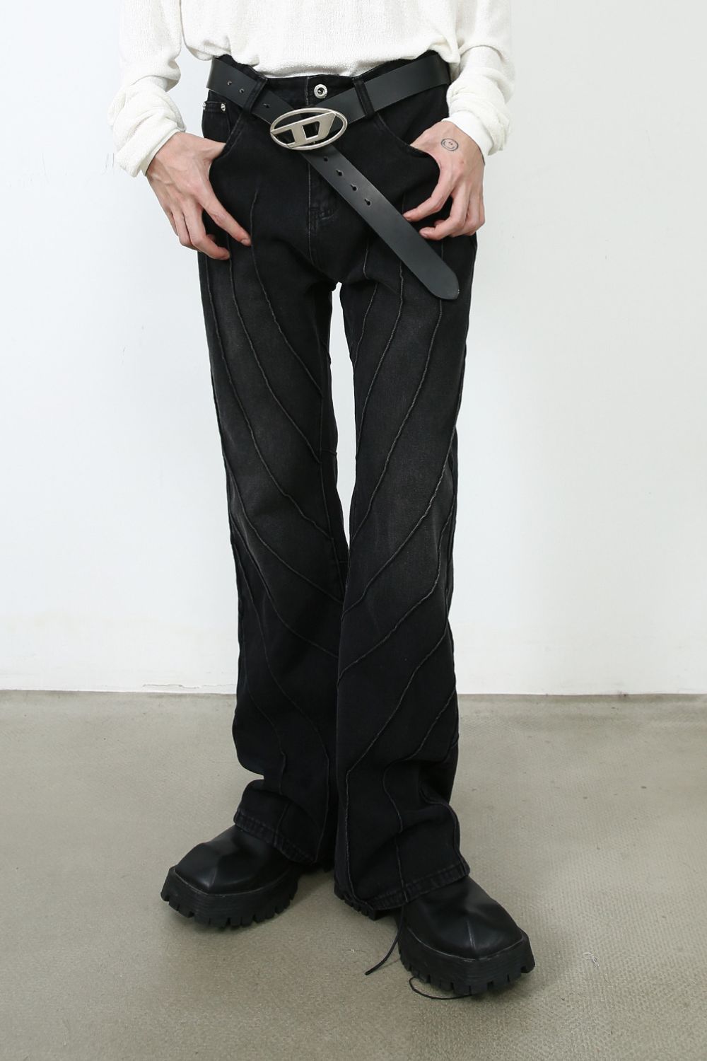 Men's Exposed Seam Jeans with Pockets