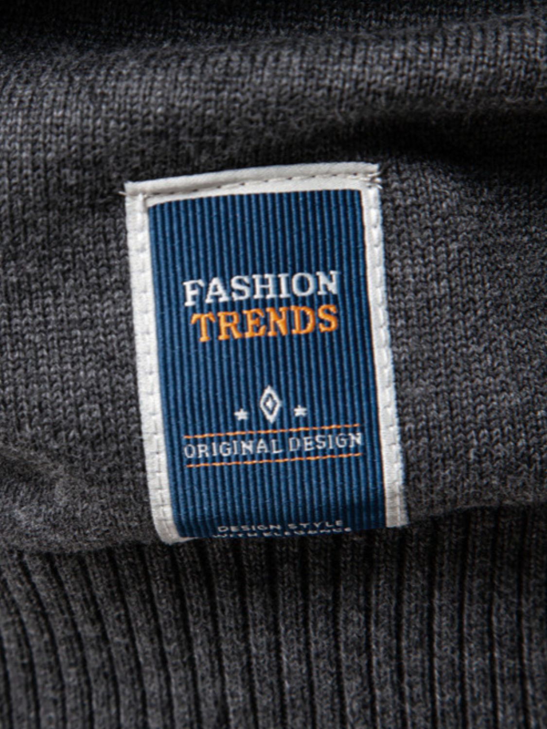 Men's Round Neck Long Sleeve Sweater