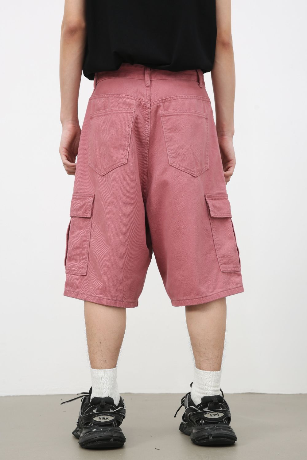 Men's Mid Rise Denim Shorts with Cargo Pockets