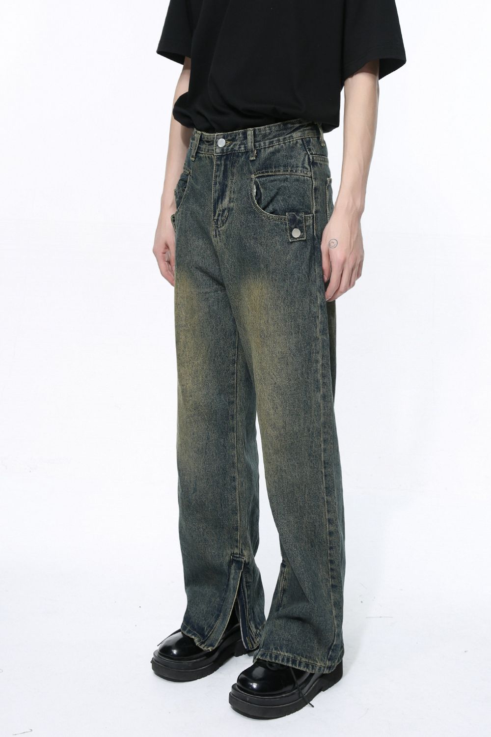 Side Slit Jeans with Pockets
