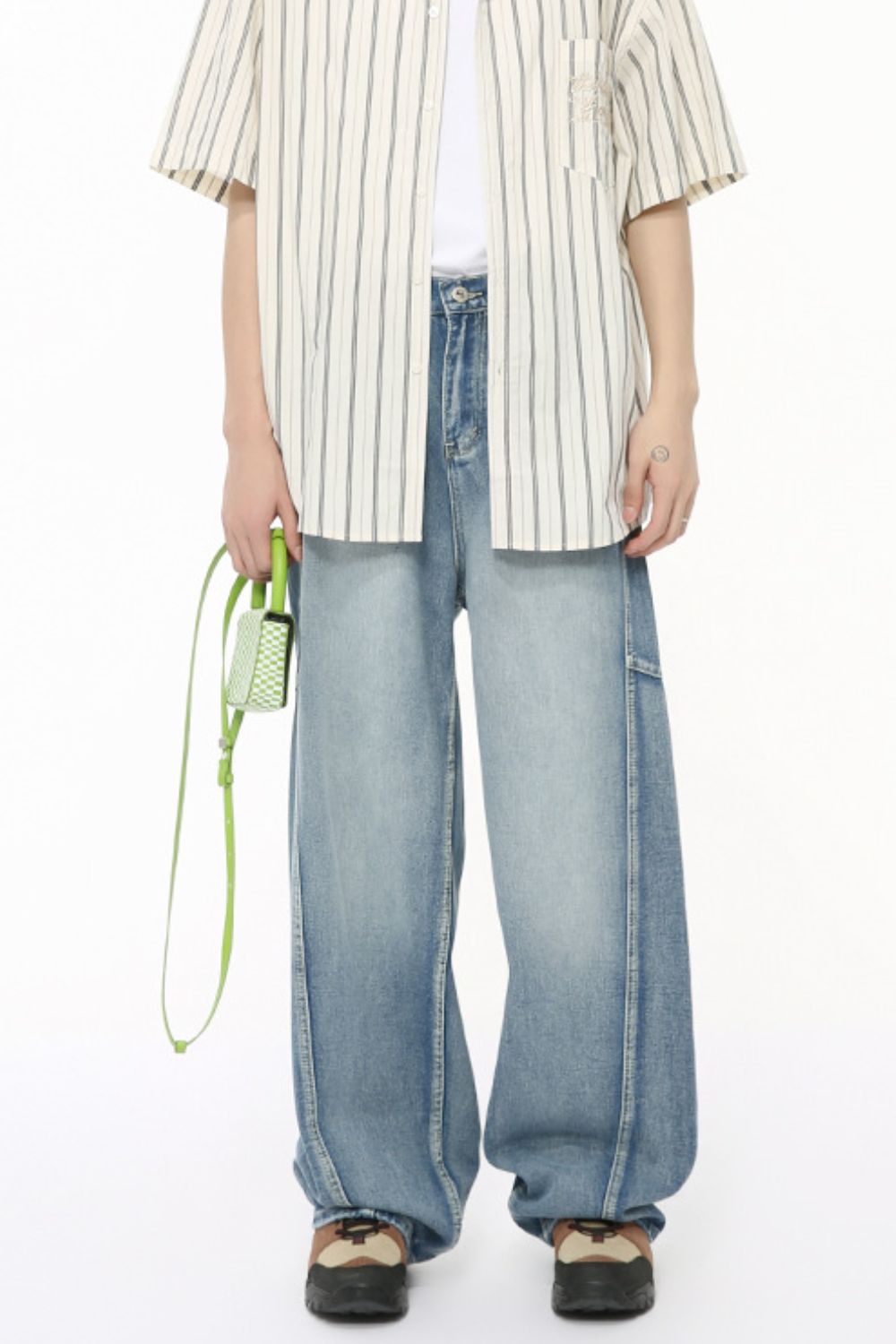 Mid Rise Wide Leg Jeans