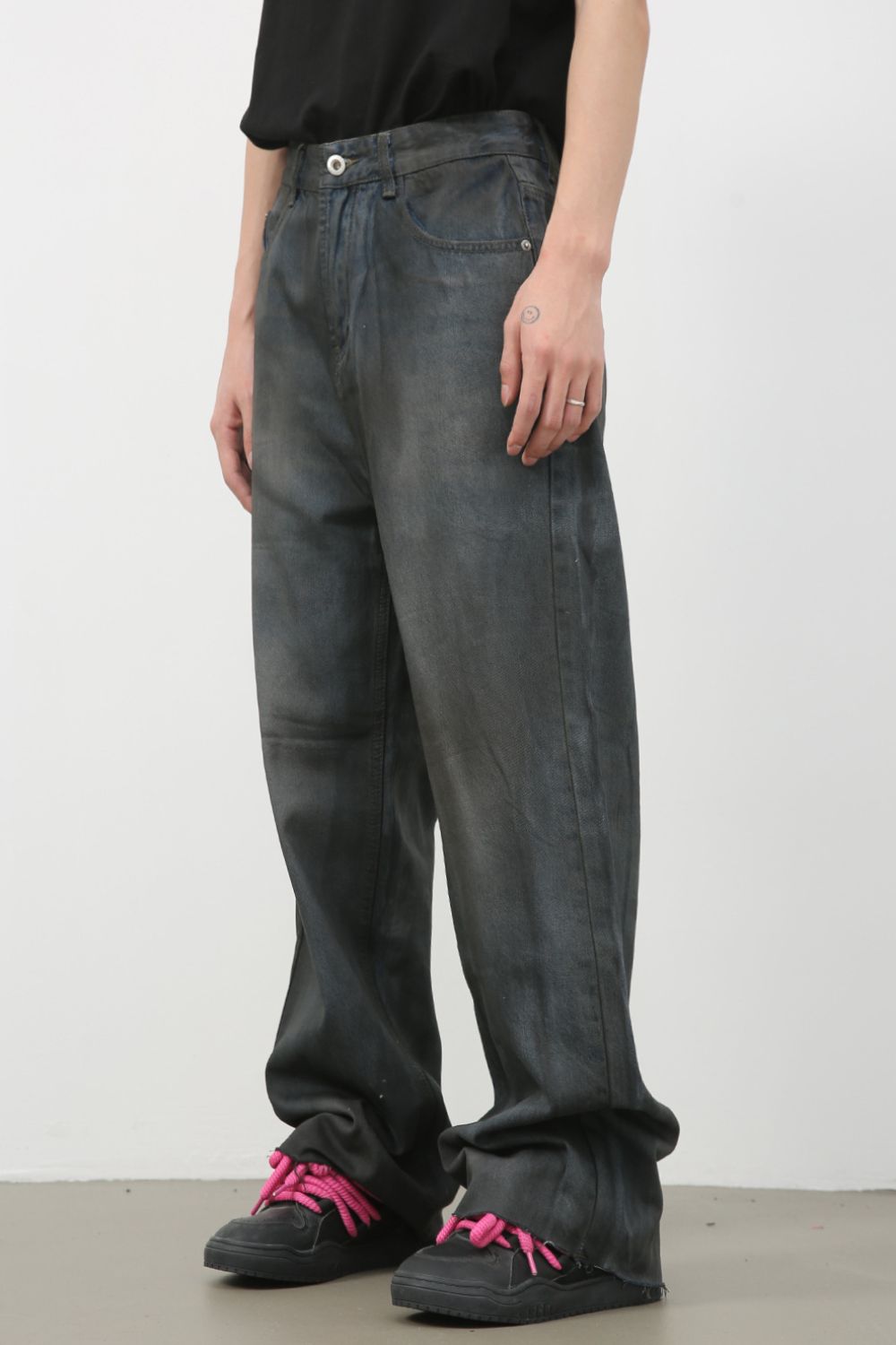 Men's Frayed Hem Jeans with Pockets