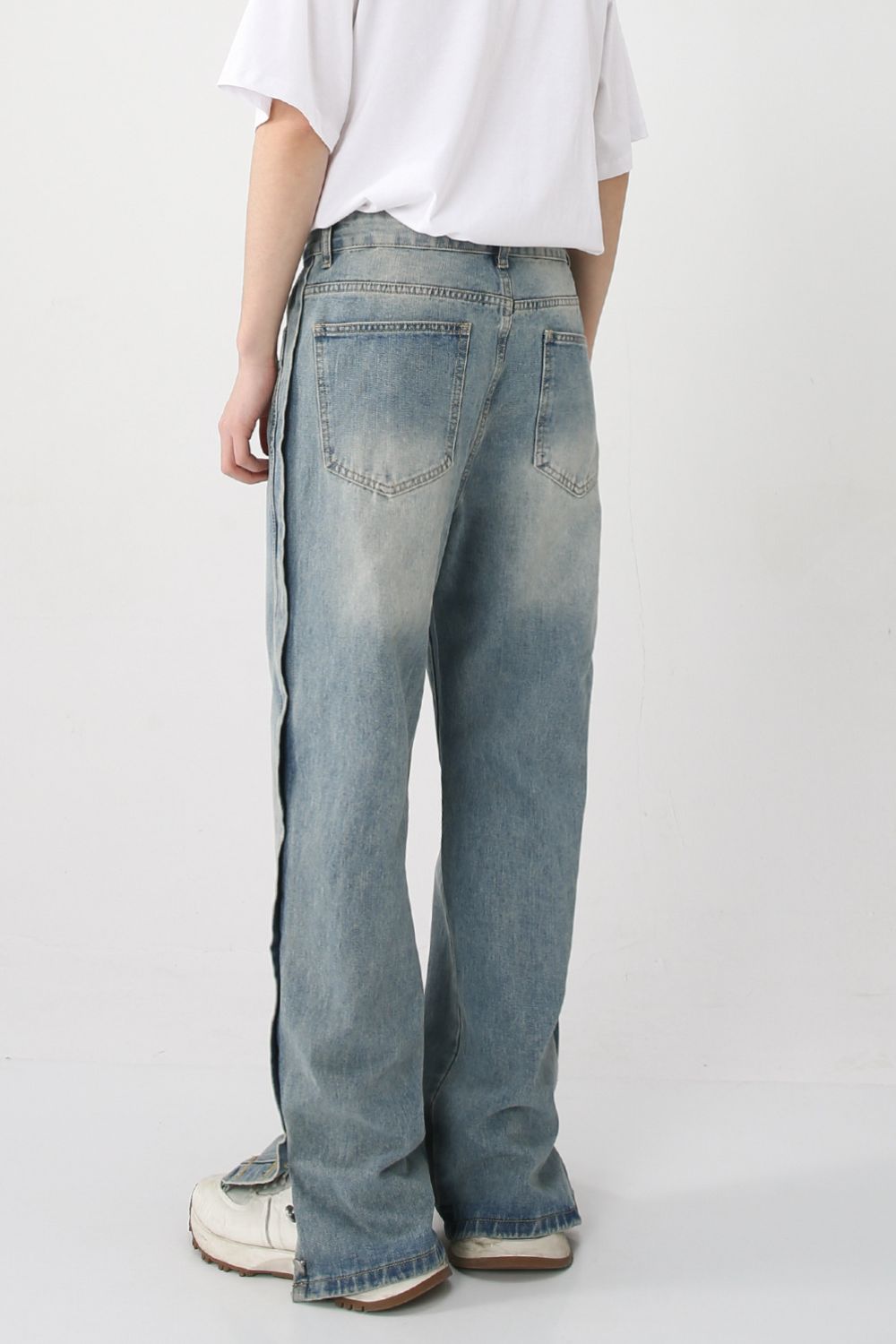 Side Slit Baggy Jeans with Pockets