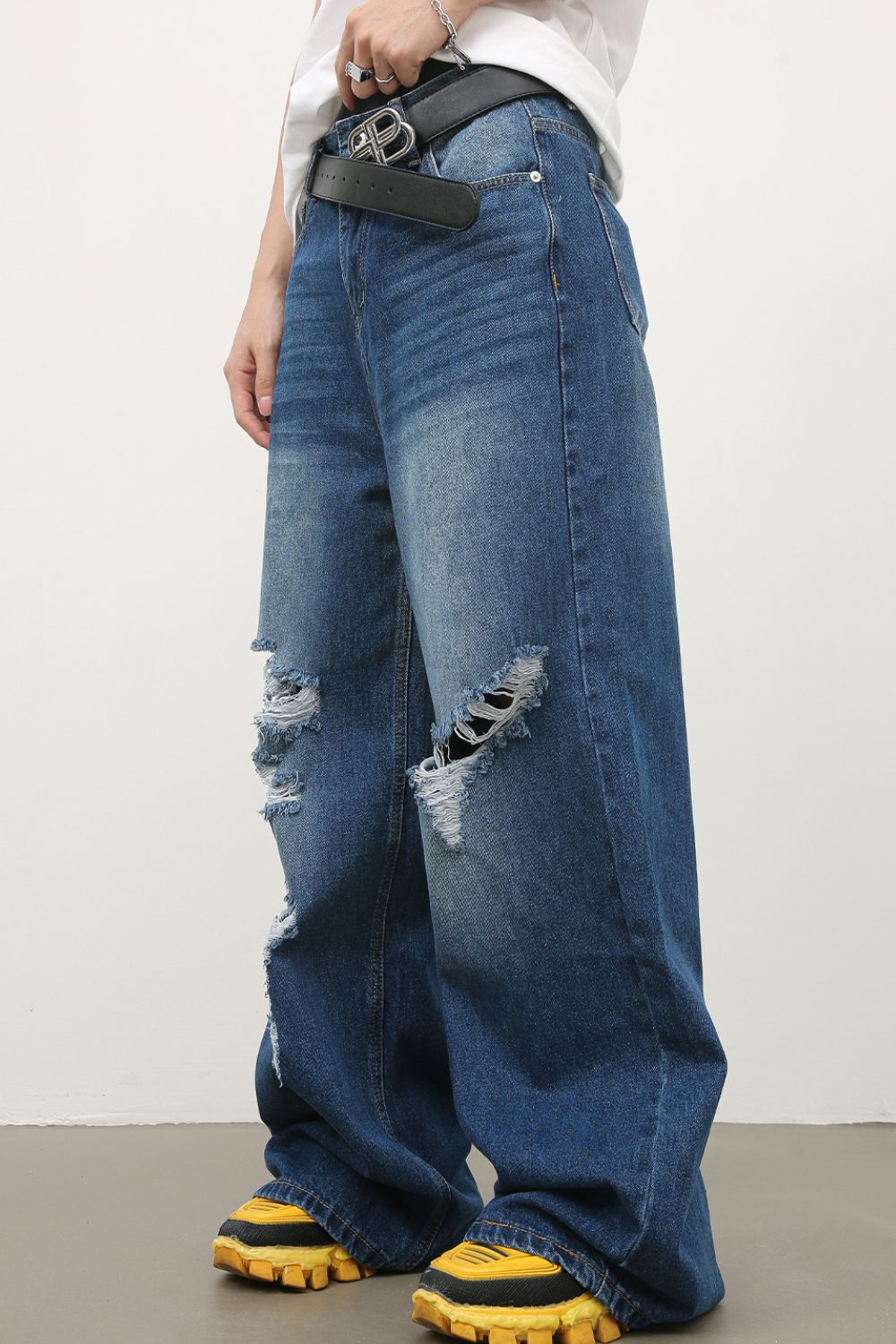 Men's Distressed Wide Leg Jeans