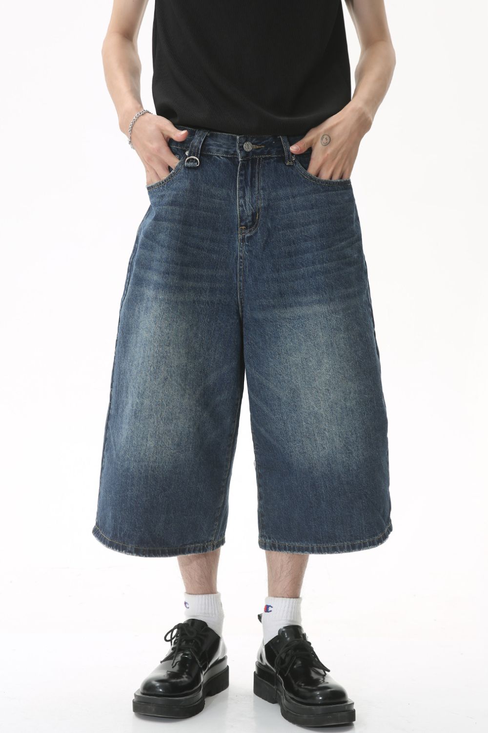 Wide Leg Cropped Jeans