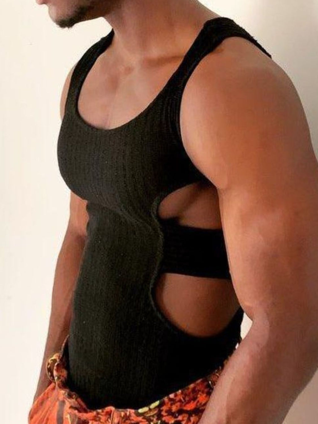 Men's Side Cutout Round Neck Tank