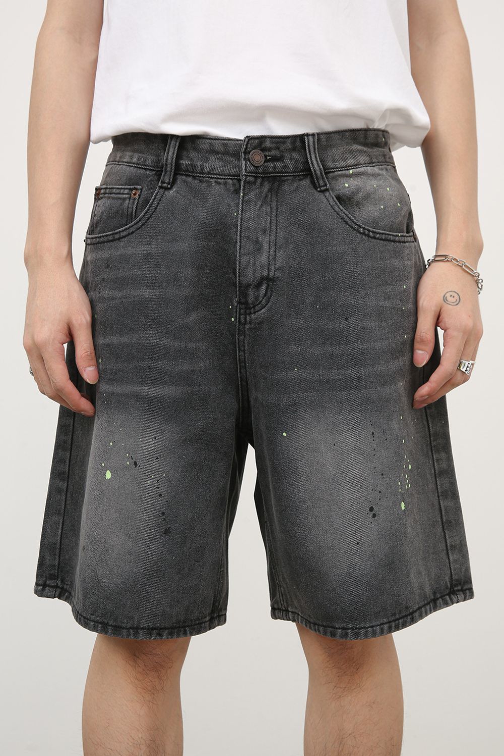 Men's Mid Rise Denim Shorts