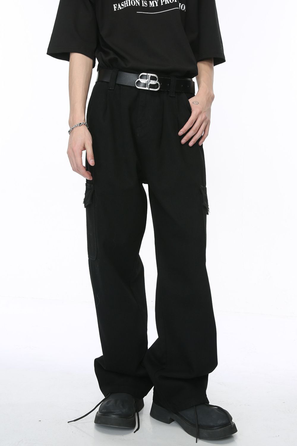 Wide Leg Jeans with Pockets