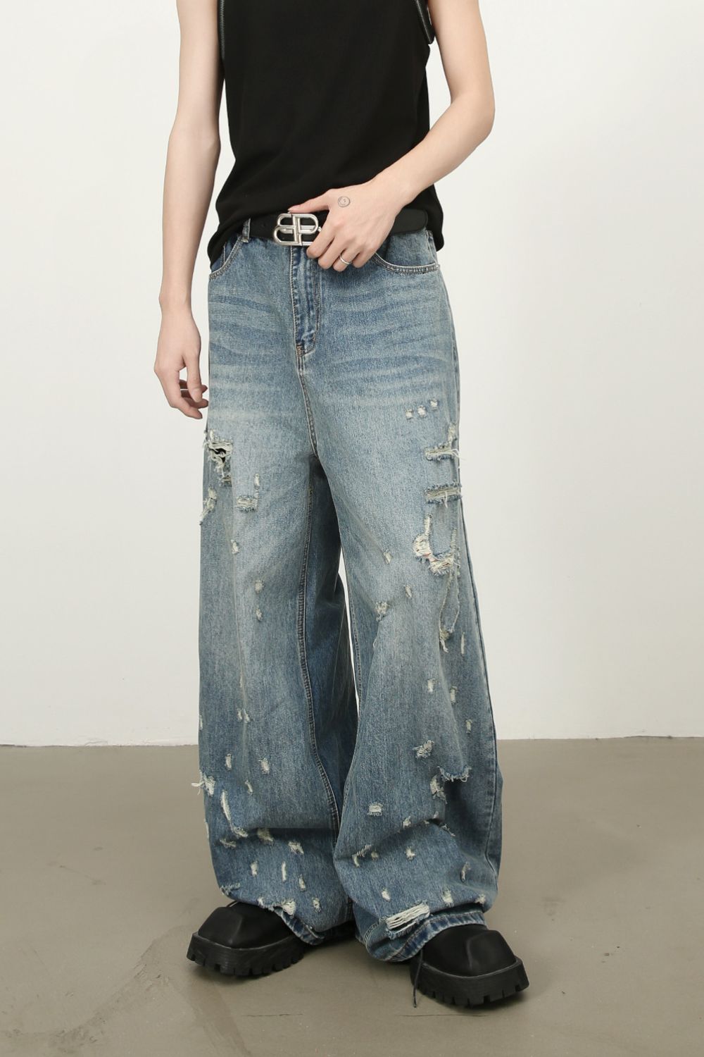 Men's Distressed Wide Leg Jeans
