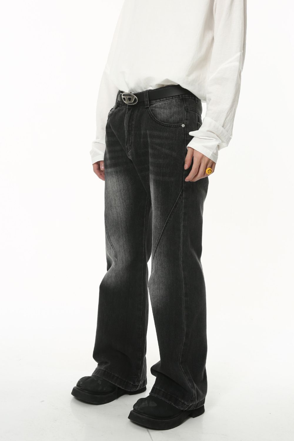 Washed Jeans with Pockets