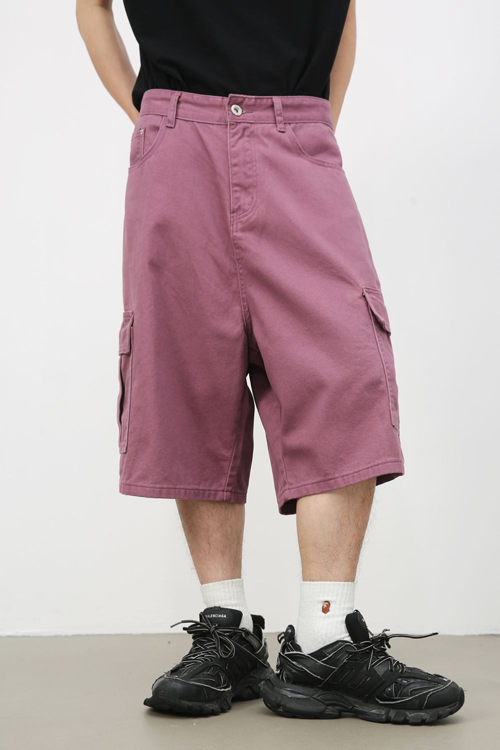 Men's Mid Rise Denim Shorts with Cargo Pockets