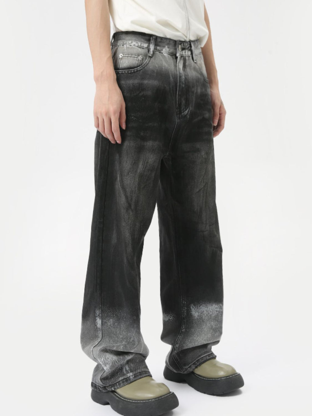 Wide Leg Jeans with Pockets