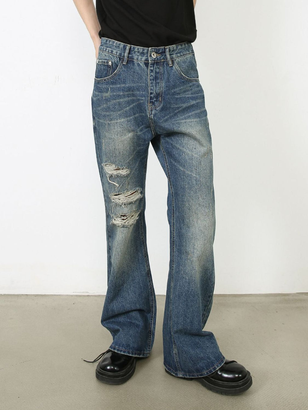 Men's Distressed Jeans with Pockets