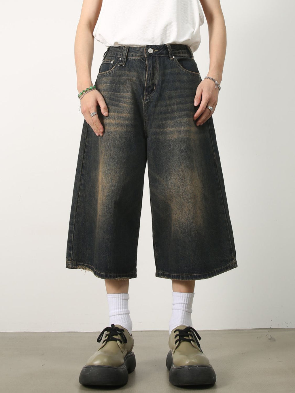 Men's Wide Leg Denim Shorts