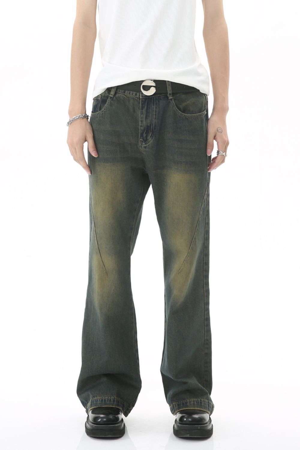Decorative Seam Jeans with Pockets