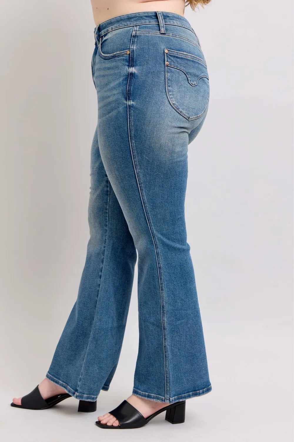 Judy Blue MR Tummy Control Vintage Wash Jeans